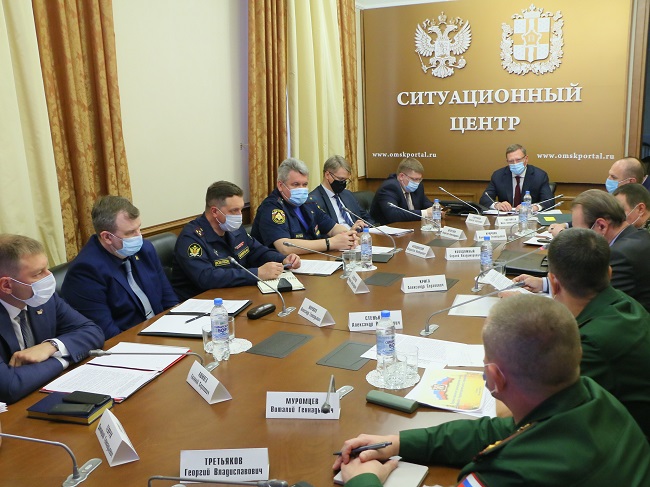 В Омской области продлили ограничительные меры в условиях коронавируса